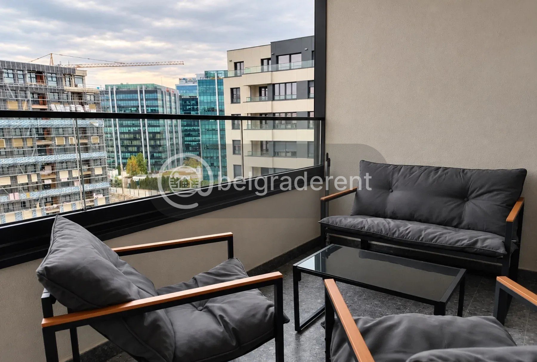 2-Room Apartment in Blok 65 photo 6 of 8