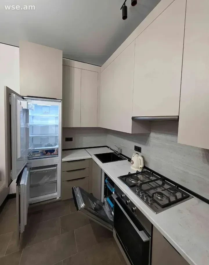 2-Bedroom Apartment for Rent in Arabkir photo 7 of 8