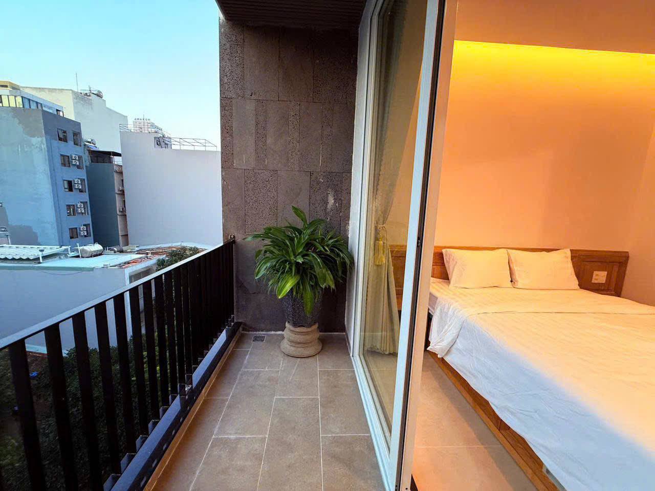 1-Bedroom Apartment in Son Tra photo 1 of 8