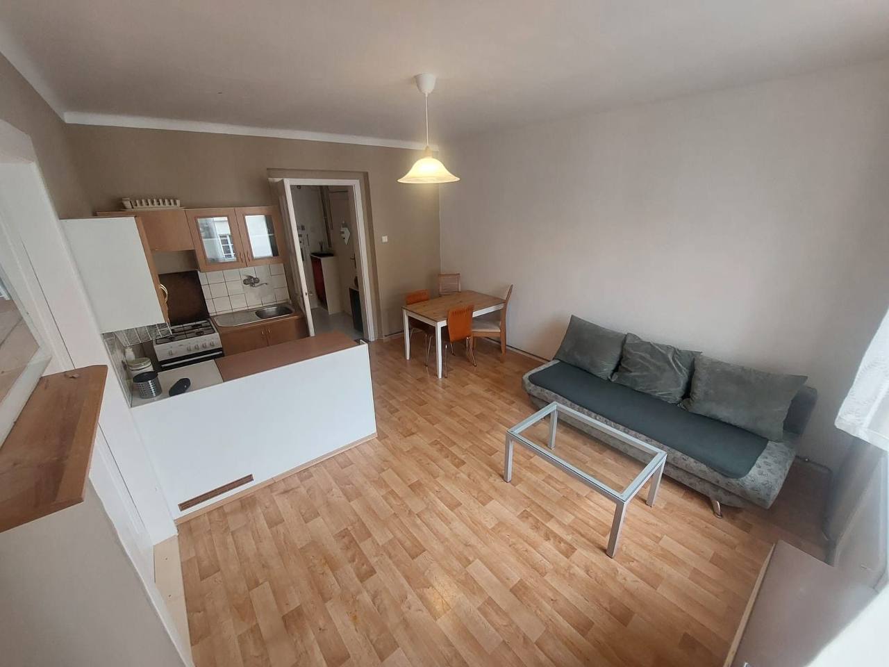 Partly Furnished 2-Room Apartment in Žižkov photo 1 of 6