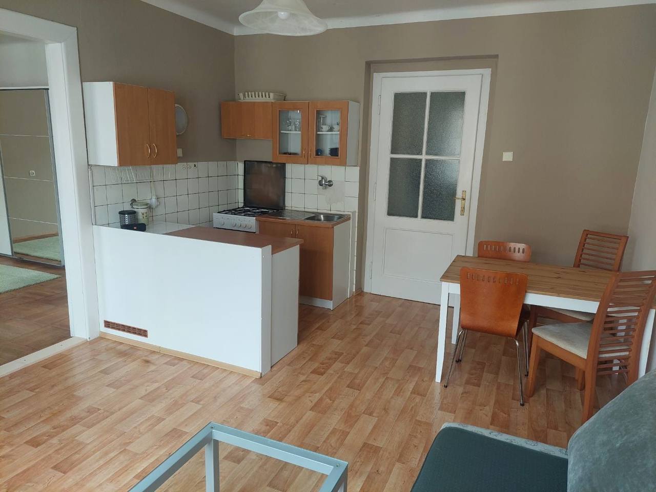 Partly Furnished 2-Room Apartment in Žižkov photo 6 of 6