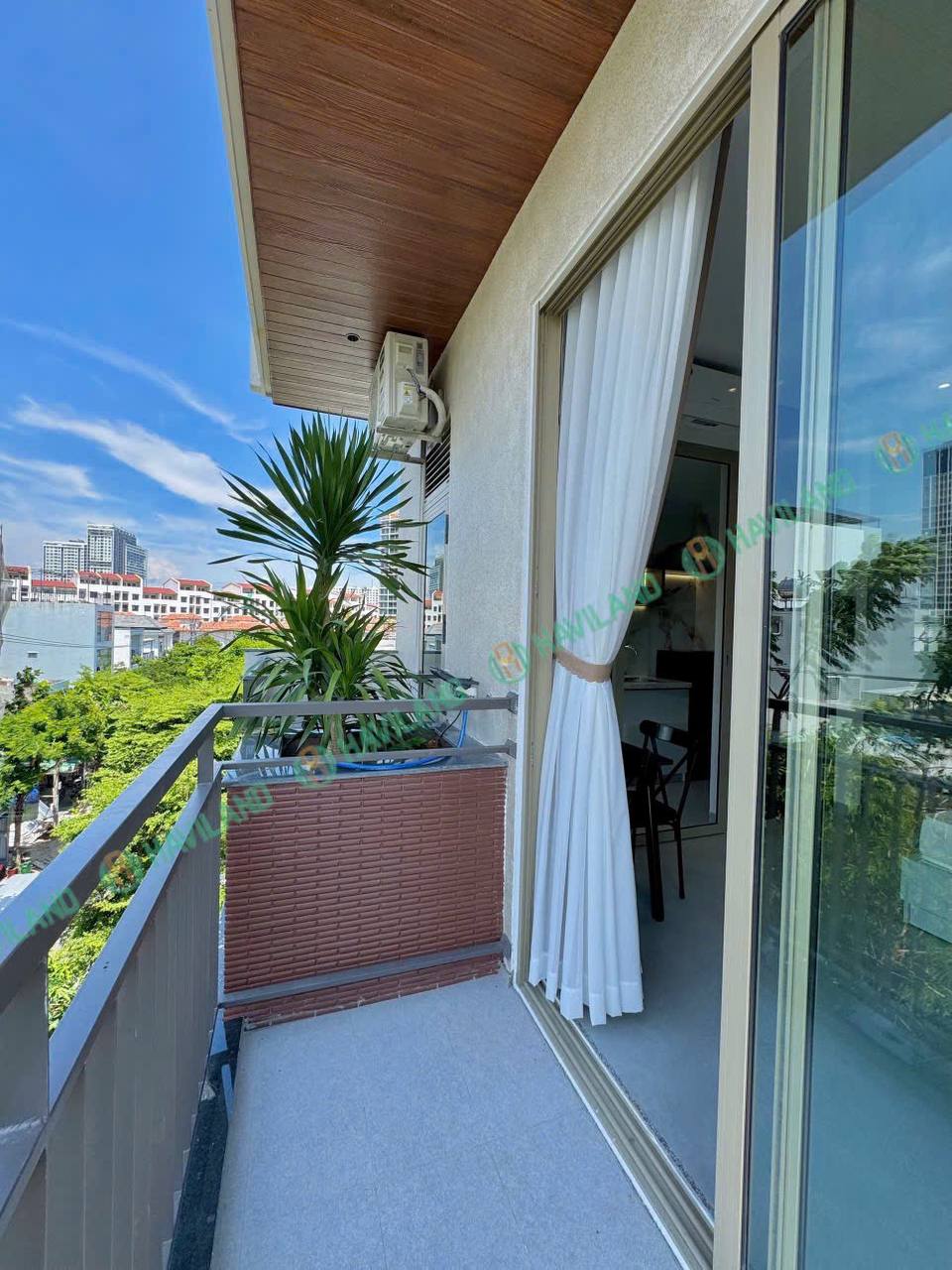 Bright 1-Bedroom Apartment with Open View photo 1 of 7