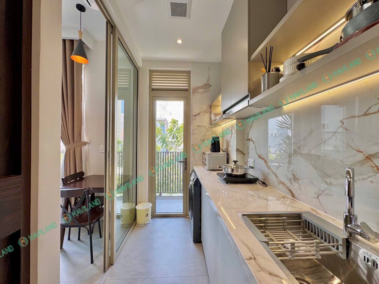 Bright 1-Bedroom Apartment with Open View photo 5 of 7