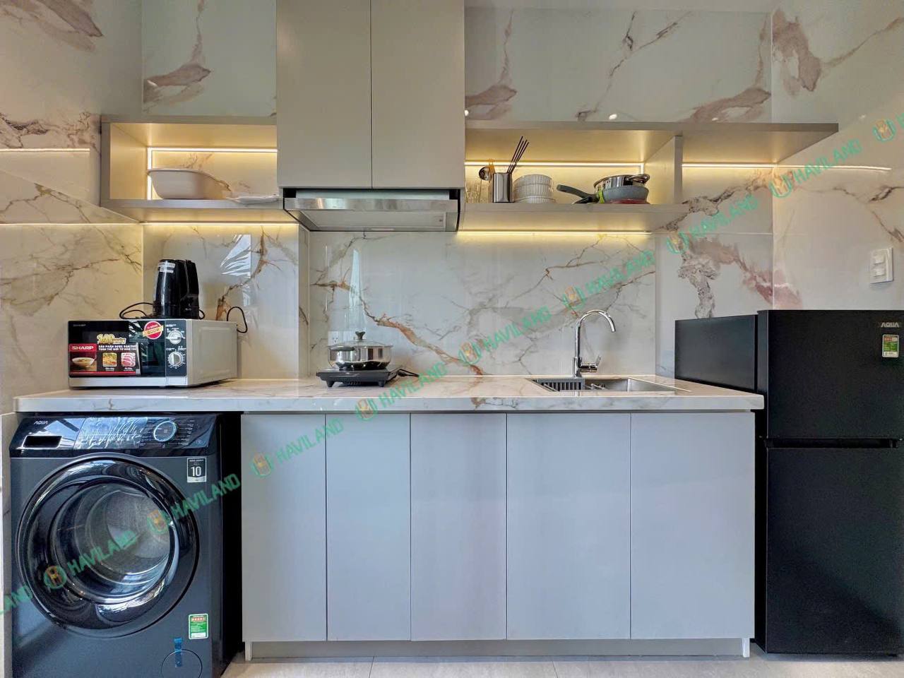 Bright 1-Bedroom Apartment with Open View photo 6 of 7
