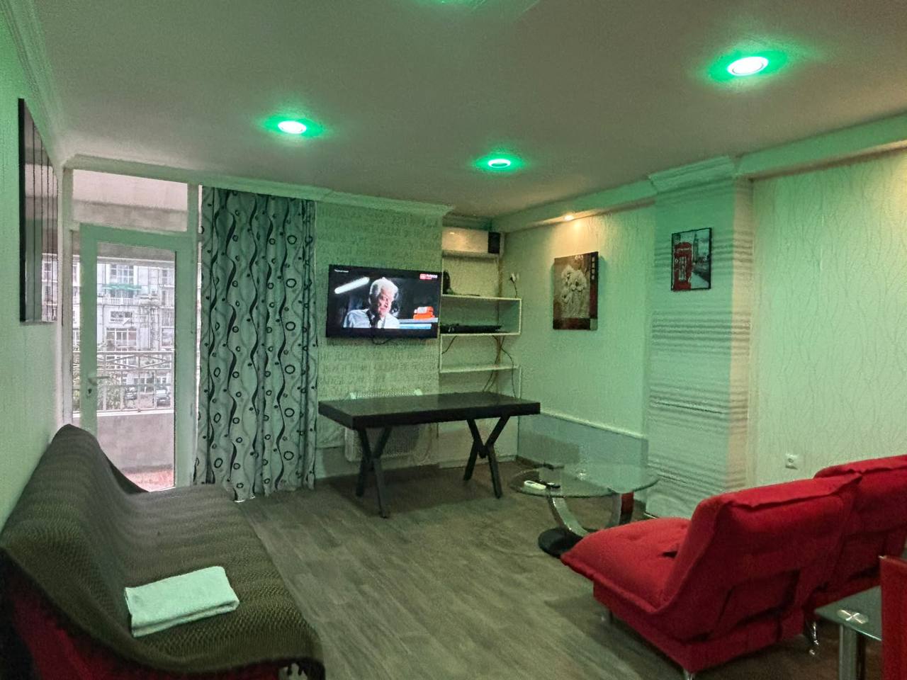 1-Bedroom Apartment on Sherif Khimshiashvili Street photo 2 of 8