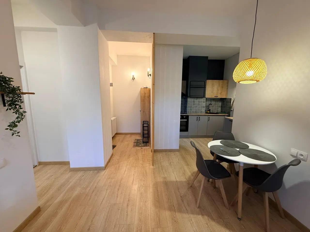 Two-Bedroom Apartment in Saburtalo photo 5 of 8