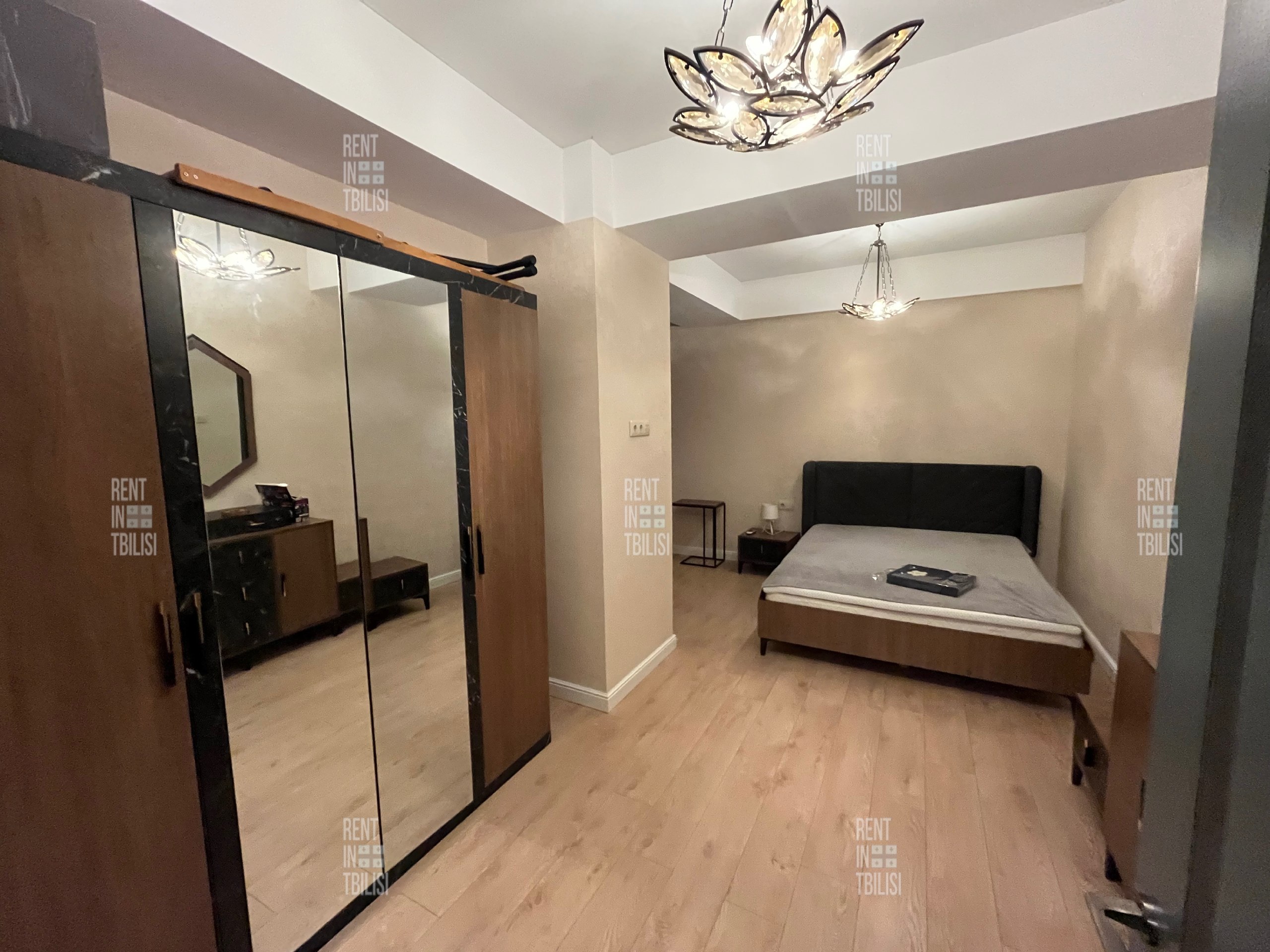 Spacious 2-Bedroom Apartment in Vake photo 5 of 8