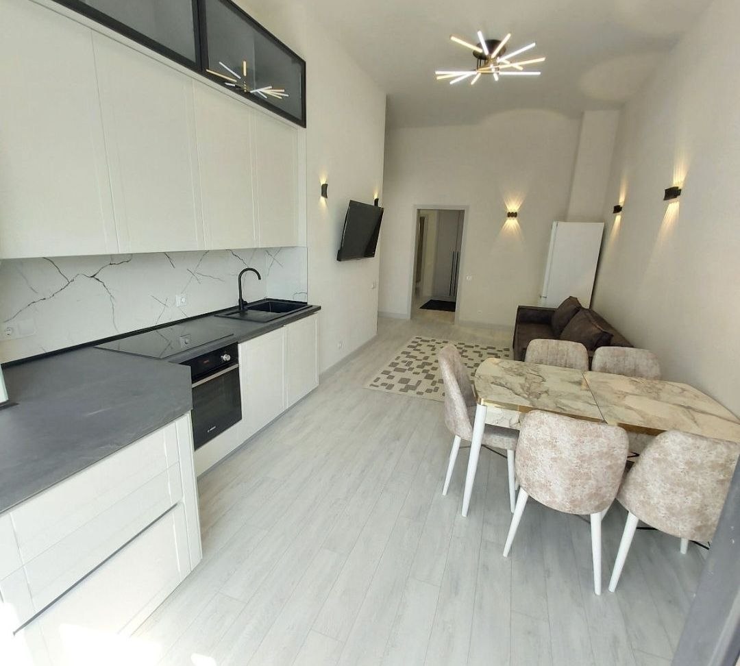 One-Bedroom Apartment with Living Room in Riscani photo 3 of 8