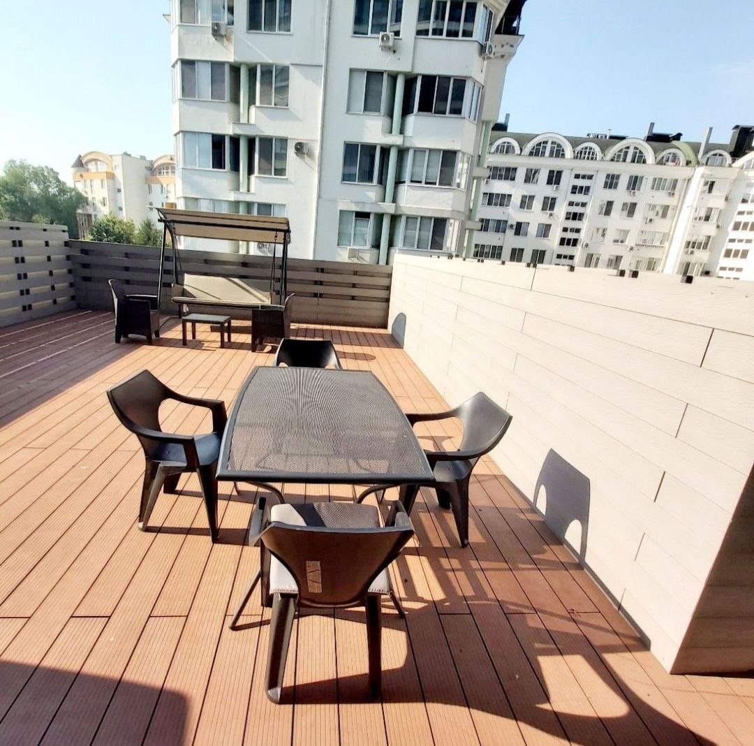 One-Bedroom Apartment with Living Room in Riscani photo 8 of 8