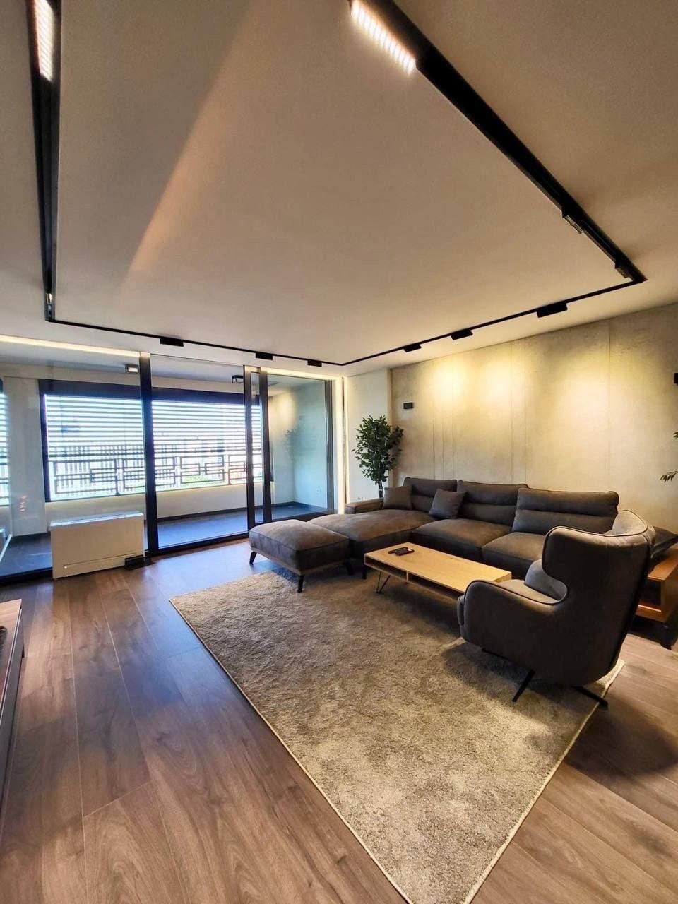200 m² Duplex Apartment in Vračar photo 3 of 6