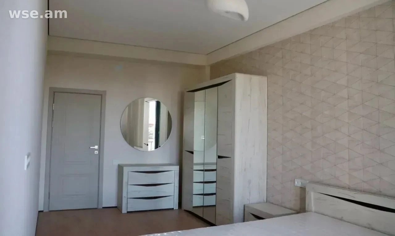 Two-Bedroom Apartment for Rent in Ajapnyak photo 3 of 8