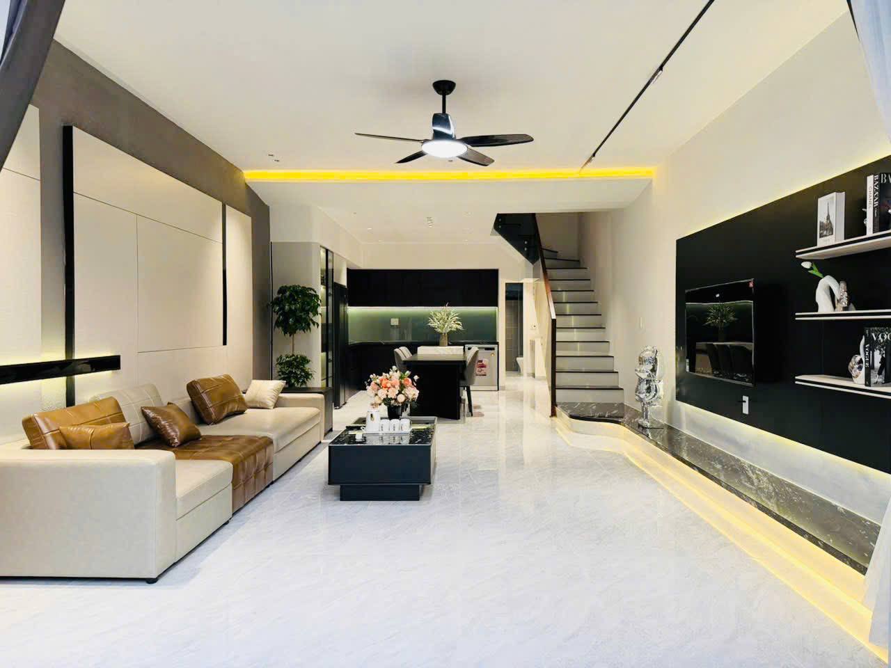 Three-Bedroom House in Da Nang photo 2 of 7