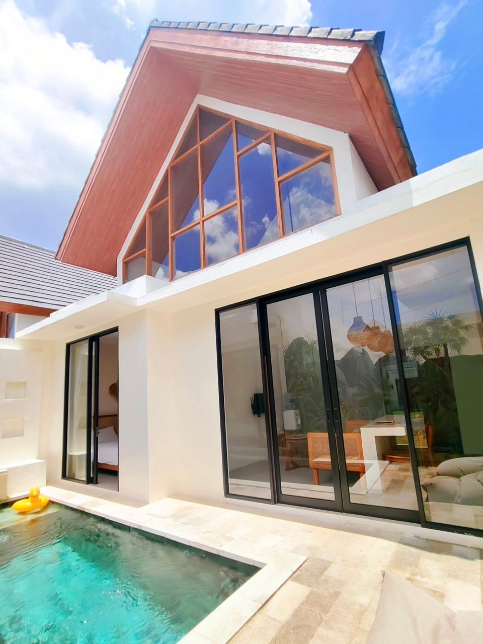 2-Bedroom Villa in Seminyak photo 1 of 4