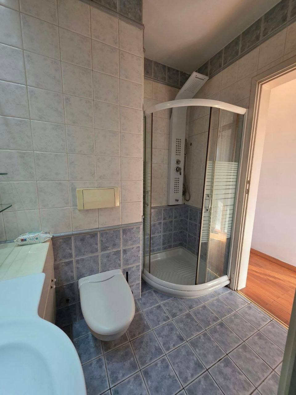 Two-Room Apartment in Novi Beograd photo 5 of 8
