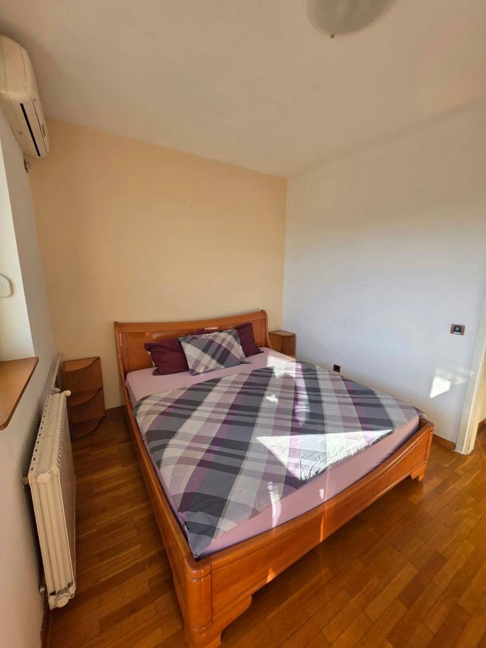 Two-Room Apartment in Novi Beograd photo 6 of 8