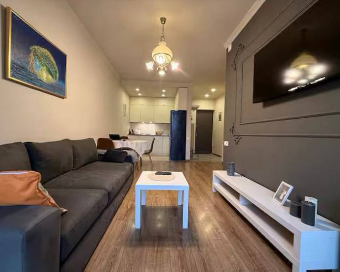 1-Bedroom Apartment on Gorgasali Street photo 2 of 6
