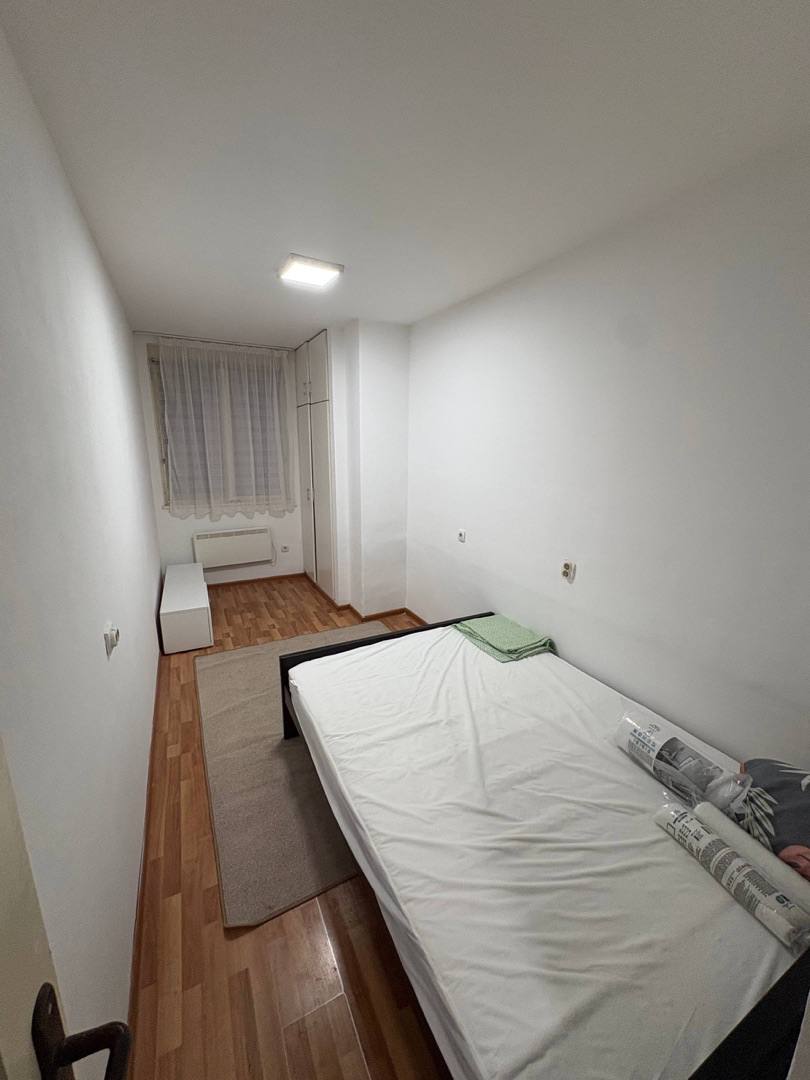 2-Room Apartment in Zvezdara photo 4 of 8