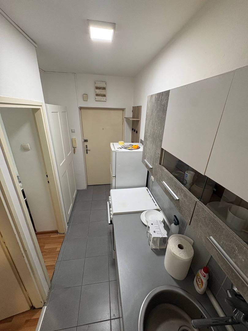 2-Room Apartment in Zvezdara photo 8 of 8