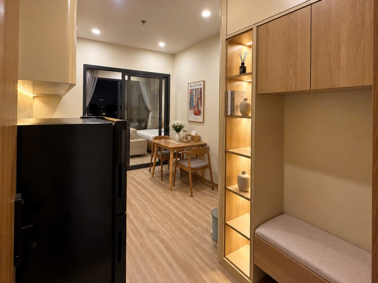 1BR Apartment with River-View Balcony in Da Nang photo 2 of 7