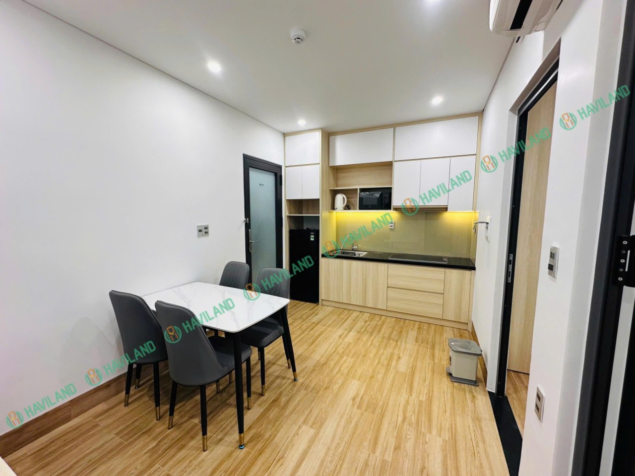 Brand-New 2-Bedroom Serviced Apartment photo 2 of 8