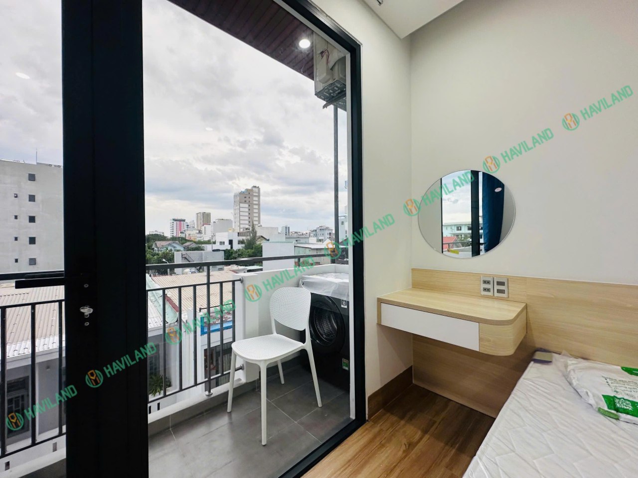 Brand-New 2-Bedroom Serviced Apartment photo 3 of 8