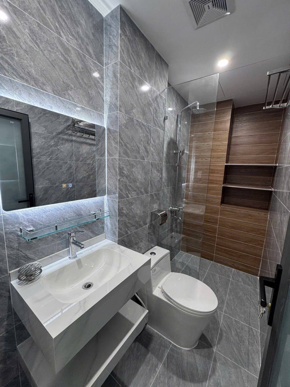 1-Bedroom Apartment in Son Tra photo 8 of 8