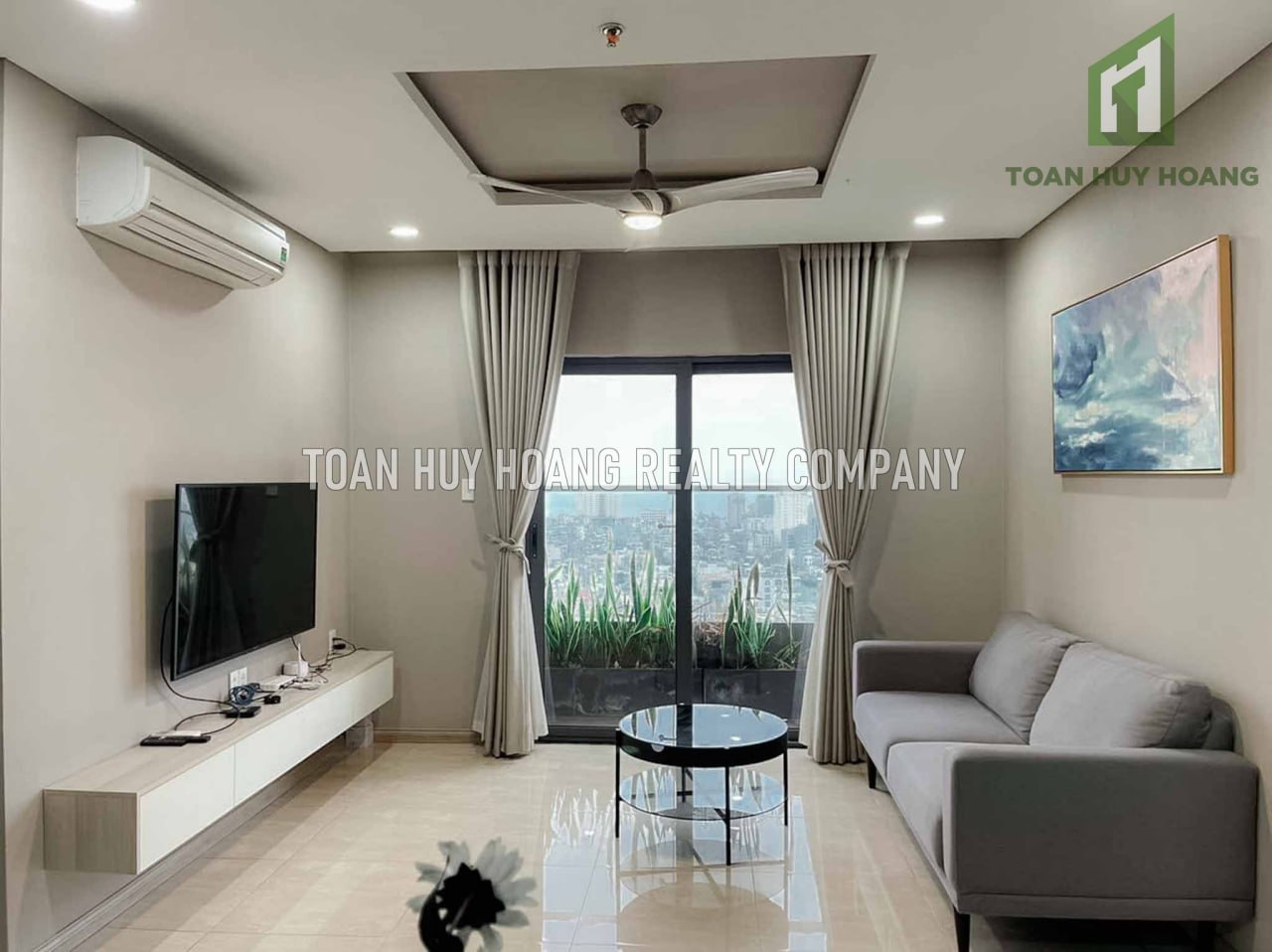 3-Bedroom Monarchy B Apartment with River View photo 1 of 8