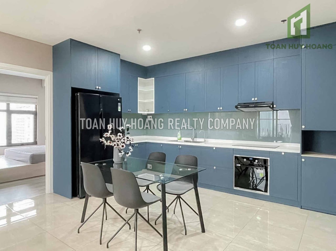 3-Bedroom Monarchy B Apartment with River View photo 6 of 8