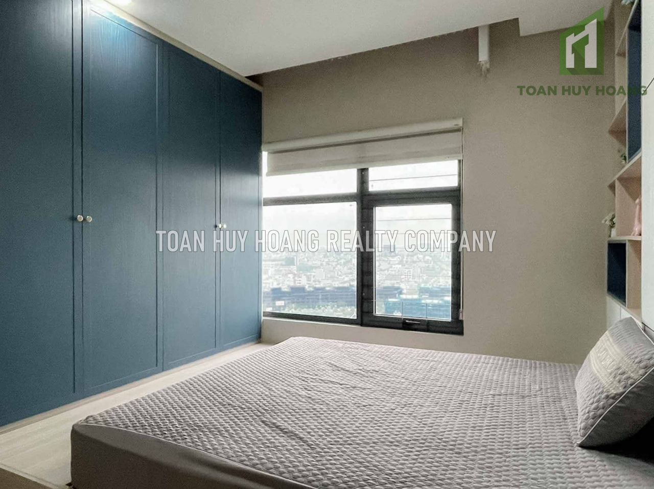 3-Bedroom Monarchy B Apartment with River View photo 8 of 8