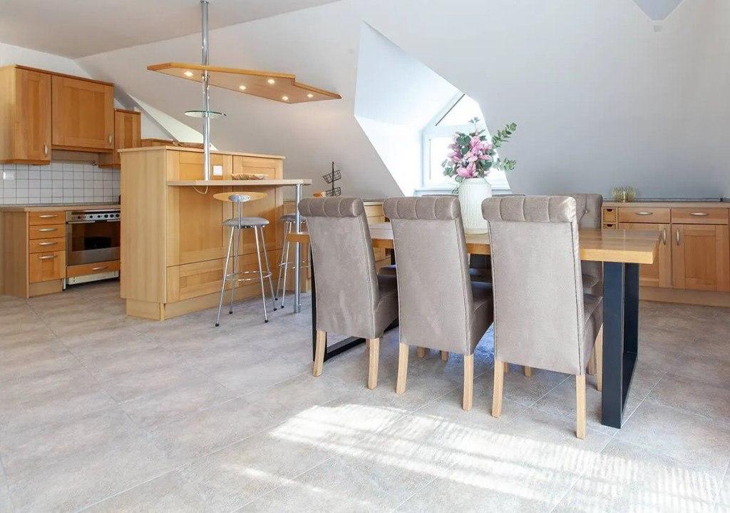 Furnished 2-Bedroom Apartment on Radlinského Street photo 5 of 7