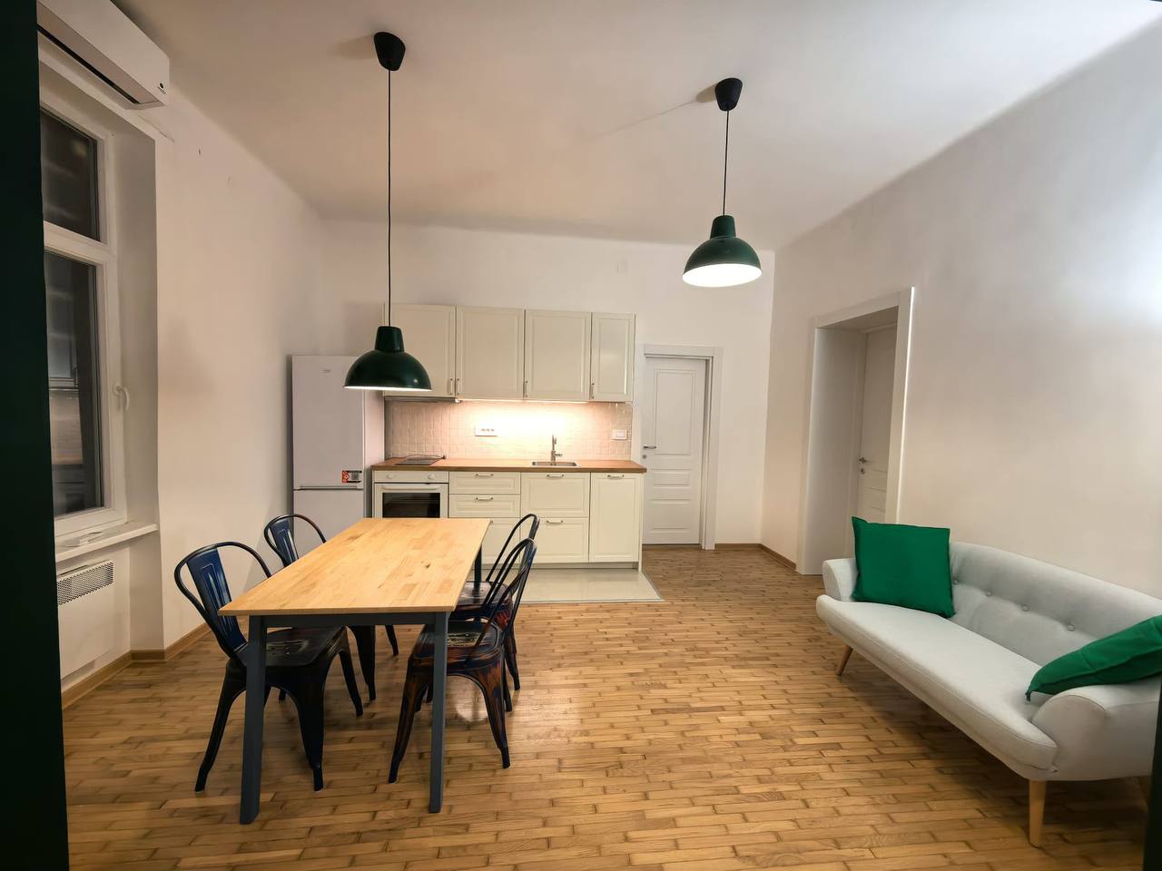 60 m² Apartment in Belgrade photo 2 of 4