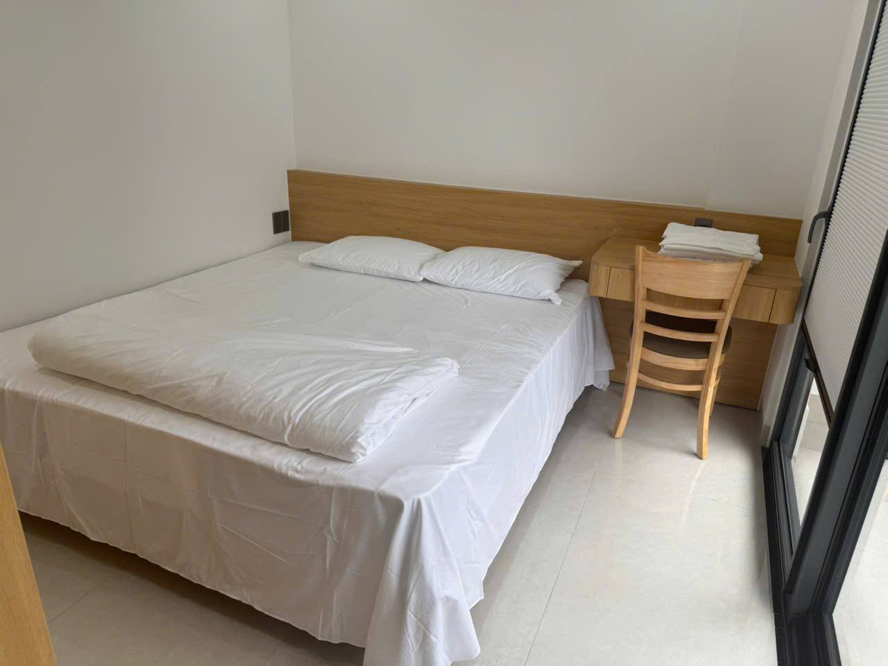 Brand-New 2-Bedroom Apartment in Son Tra photo 4 of 8