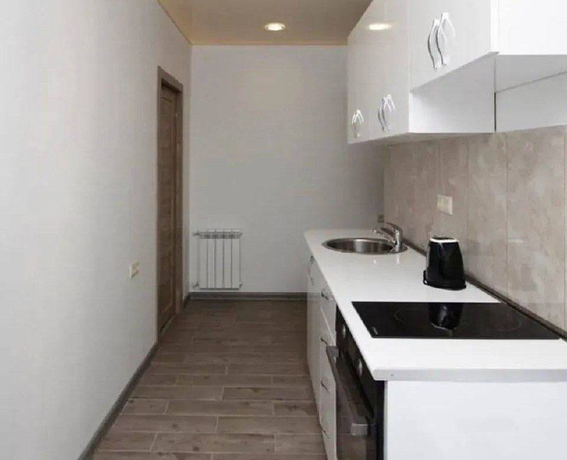 Furnished 3-Room Apartment in Kentron photo 2 of 8