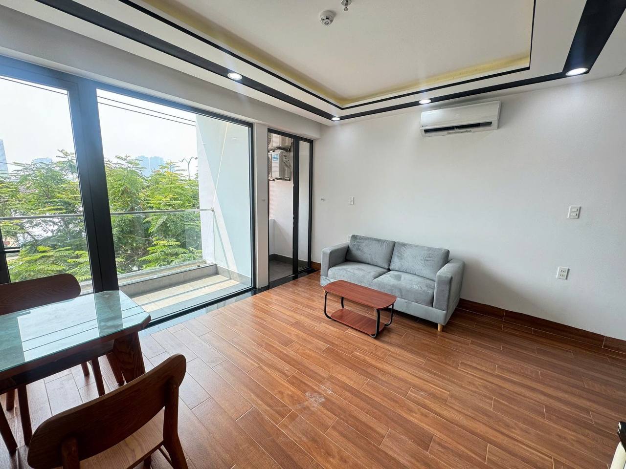 1-Bedroom Apartment in Son Tra photo 2 of 6