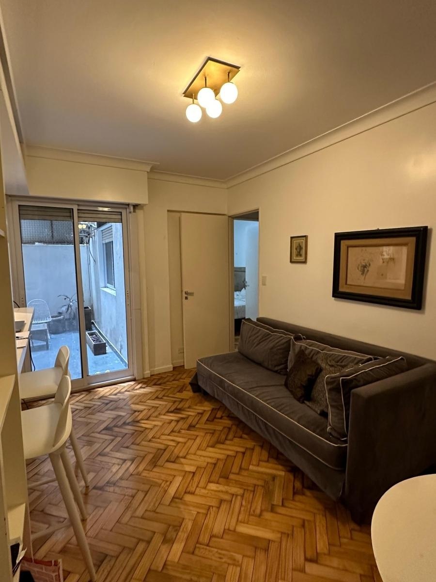 Furnished 1-Bedroom Apartment in Palermo Botanico photo 1 of 8