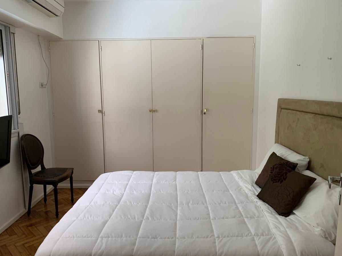 Furnished 1-Bedroom Apartment in Palermo Botanico photo 5 of 8