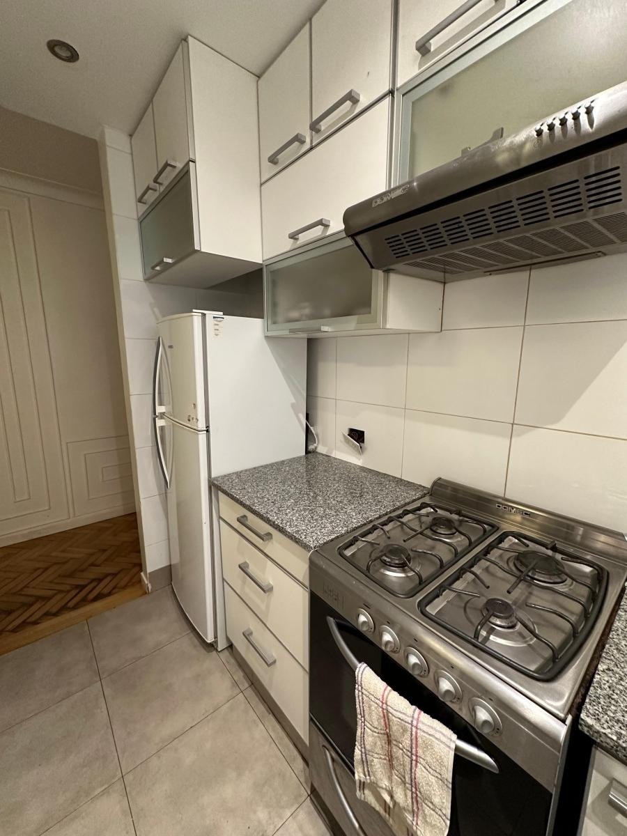 Furnished 1-Bedroom Apartment in Palermo Botanico photo 8 of 8