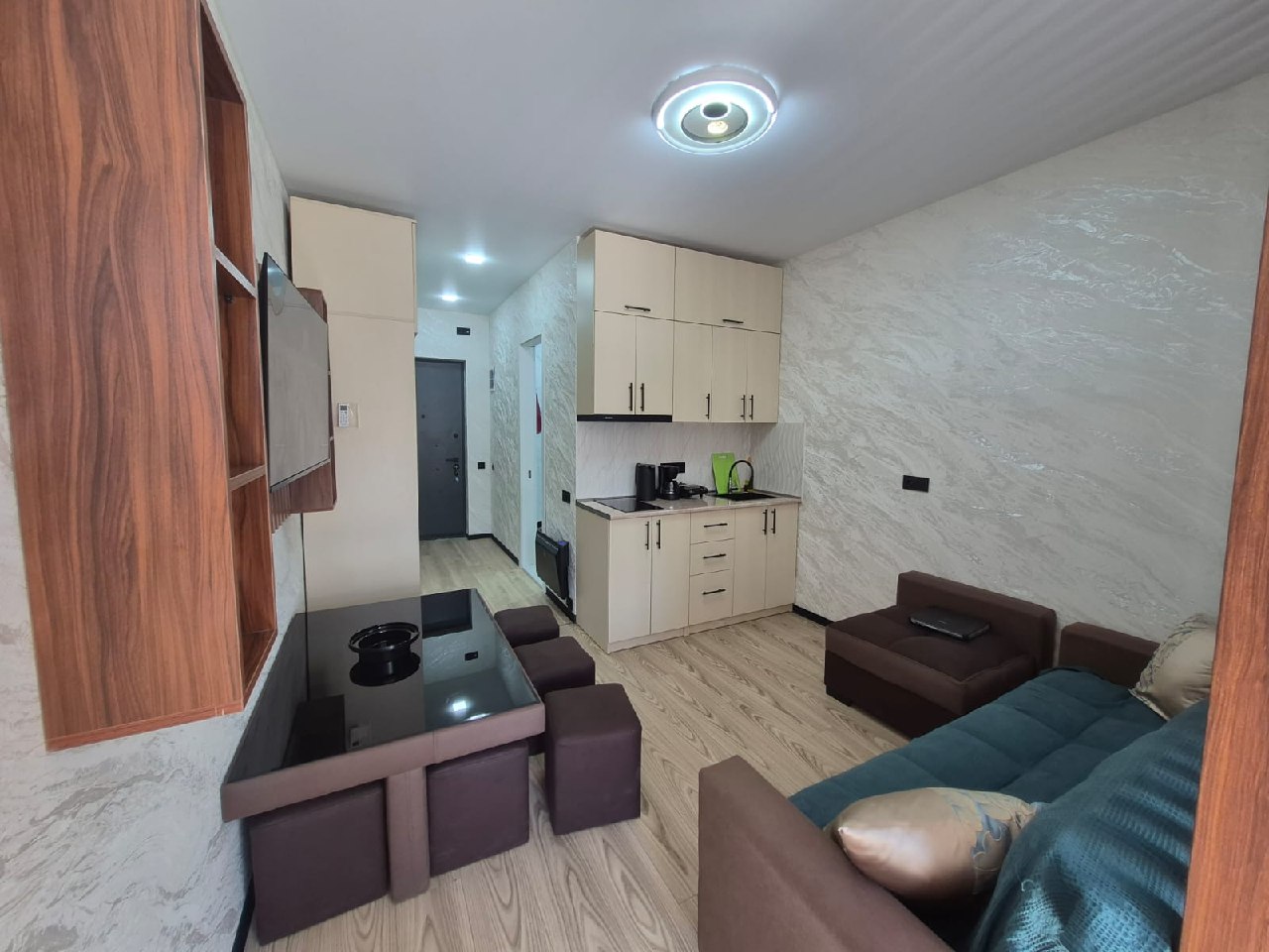 1-Bedroom Apartment Near VOX photo 2 of 3