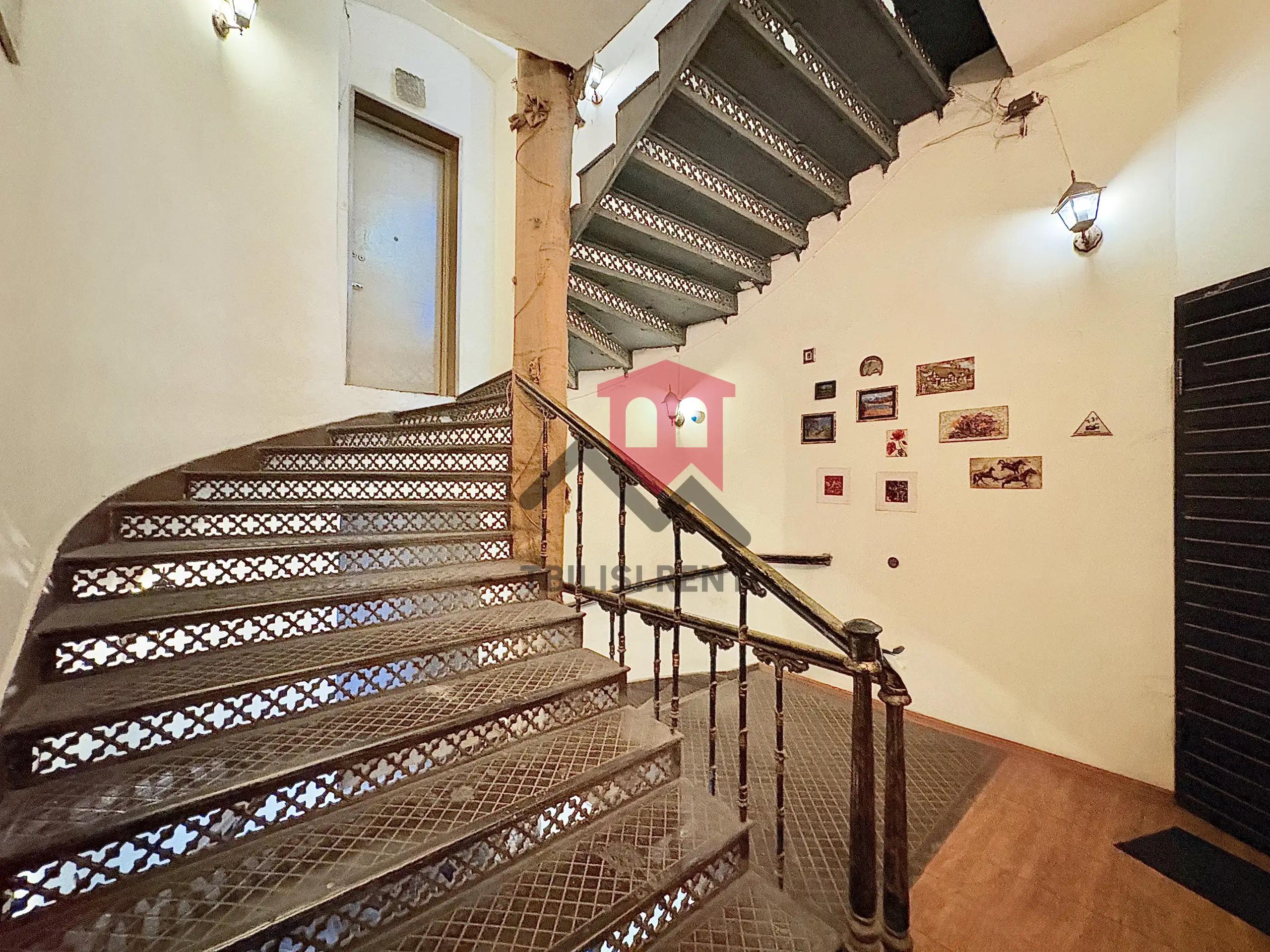 Apartment in Chugureti near Marjanishvili Metro photo 6 of 8