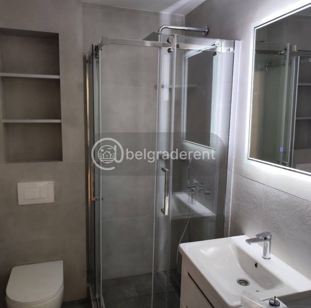1-Bedroom Apartment in Zemun photo 3 of 8