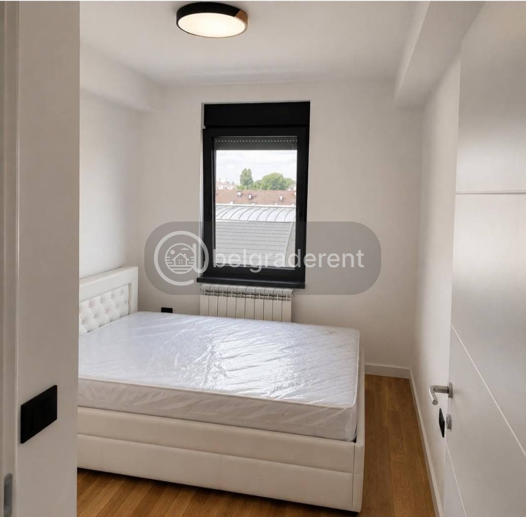 1-Bedroom Apartment in Zemun photo 6 of 8