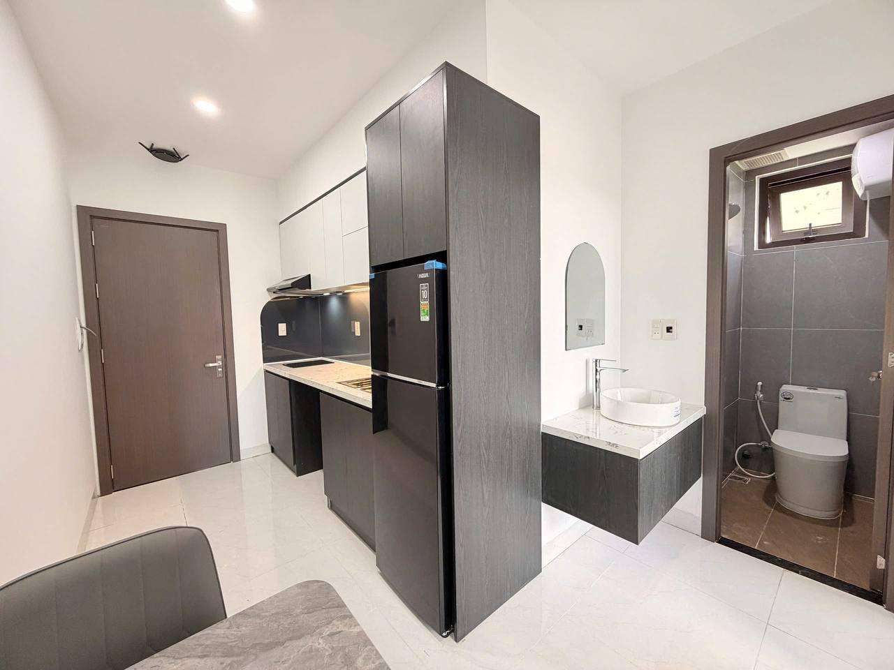 2-Bedroom Apartment in Son Tra Near the River photo 4 of 6