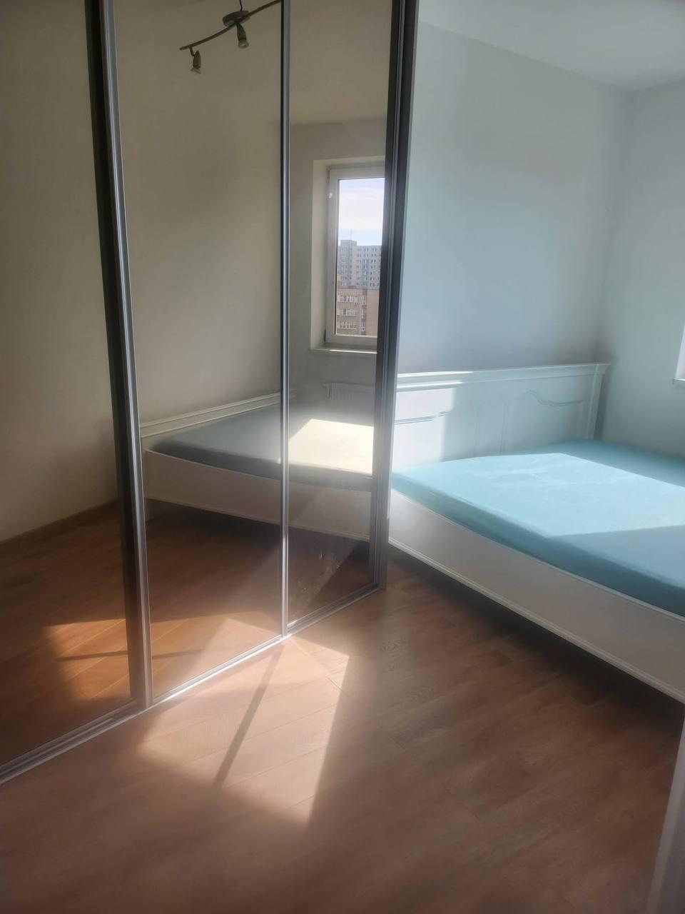 Отремонтированная 2-комнатная квартира с видом на замок photo 4 of 7