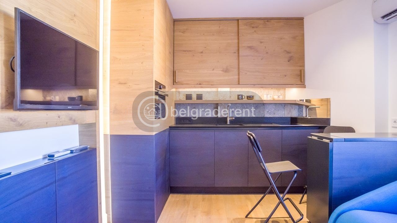 Studio Apartment in Stari Grad photo 4 of 8