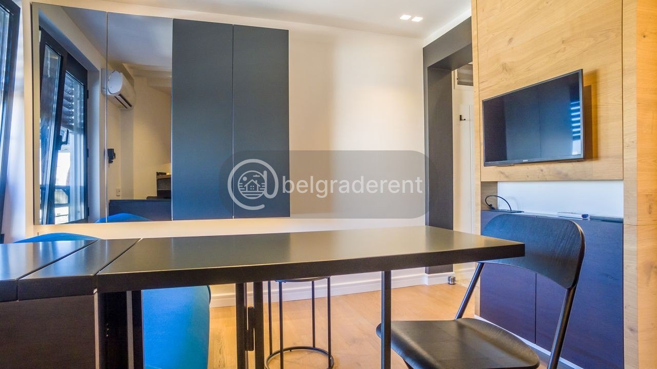 Studio Apartment in Stari Grad photo 5 of 8