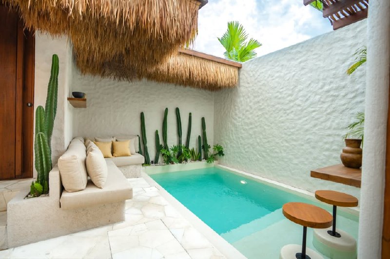 Luxury 2-Bedroom Villa in Canggu photo 2 of 5