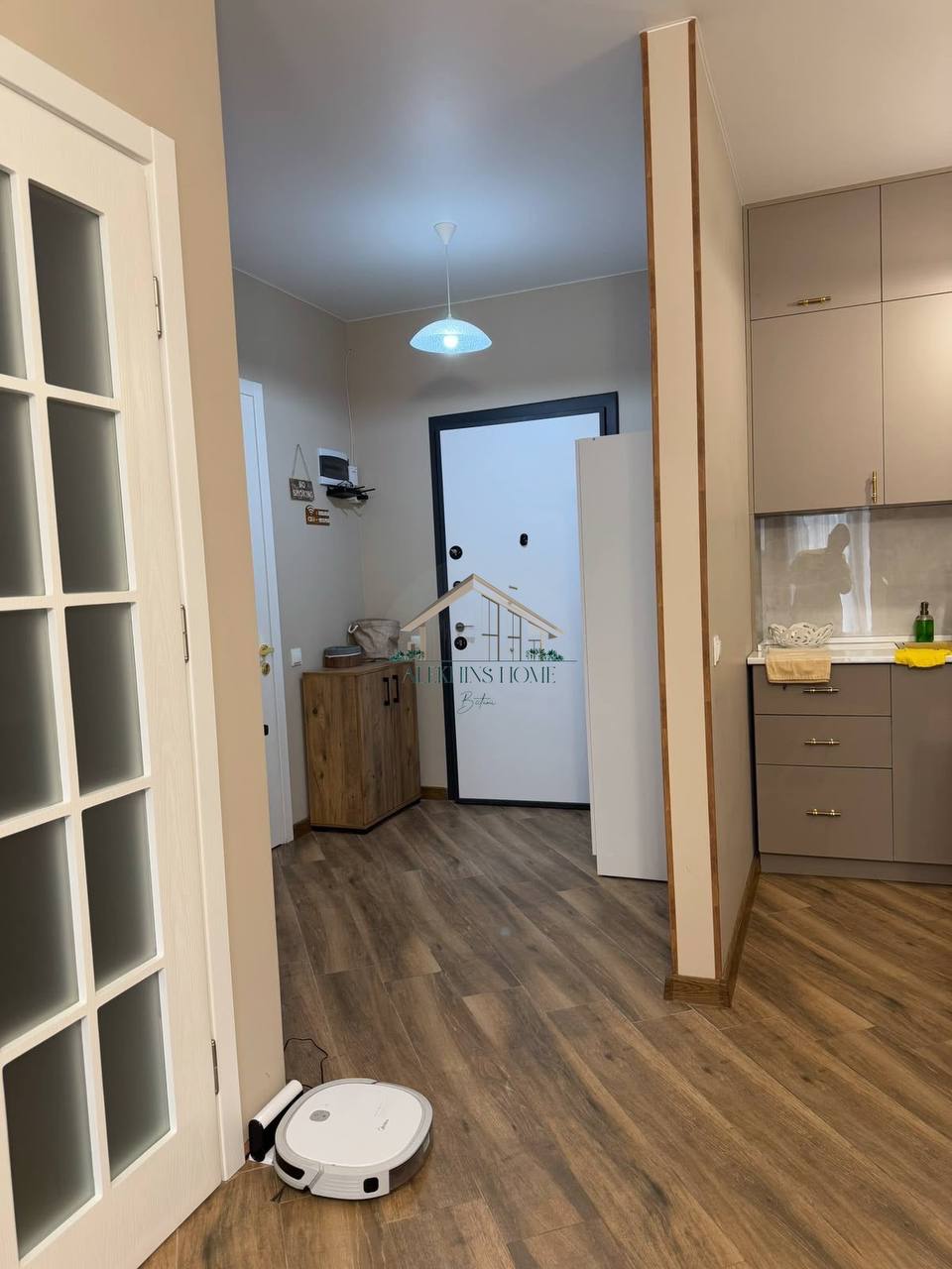 Two-Bedroom Apartment Near the Sea photo 3 of 6