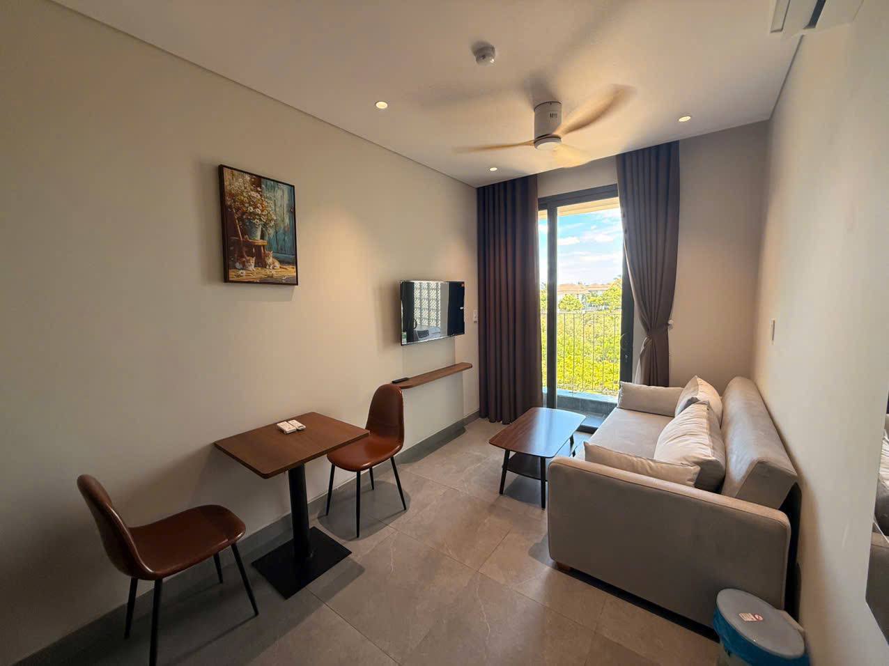 1-Bedroom Apartment with Pool in My An photo 1 of 7