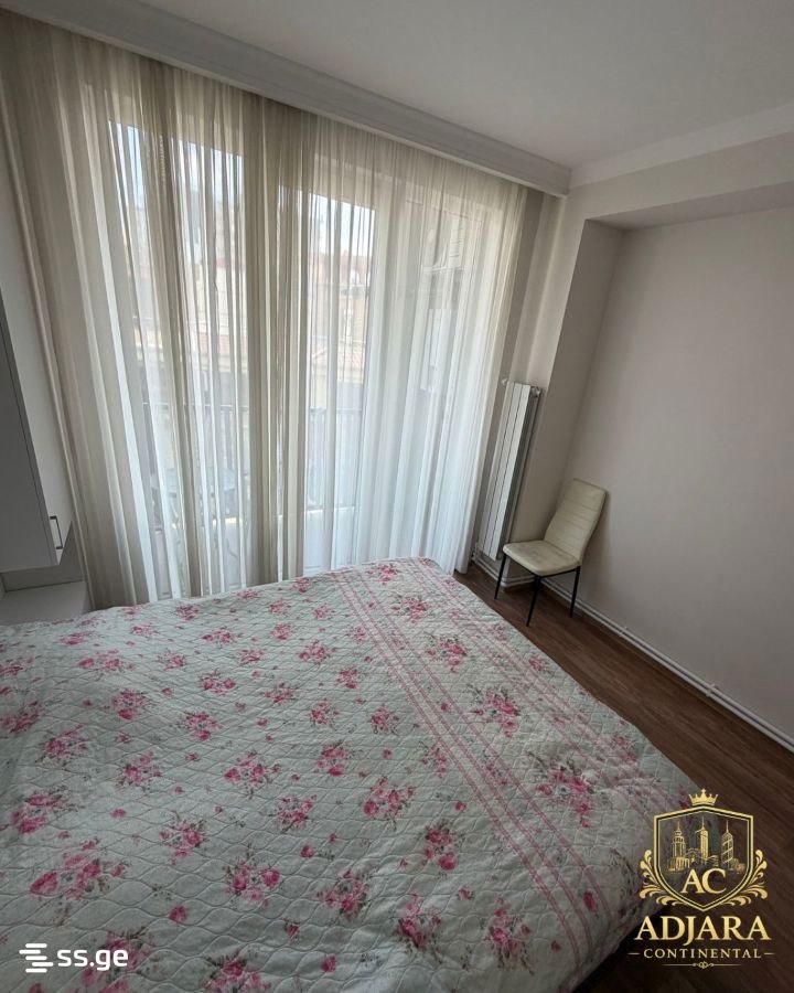 1-Bedroom Apartment for Rent in Batumi photo 2 of 8