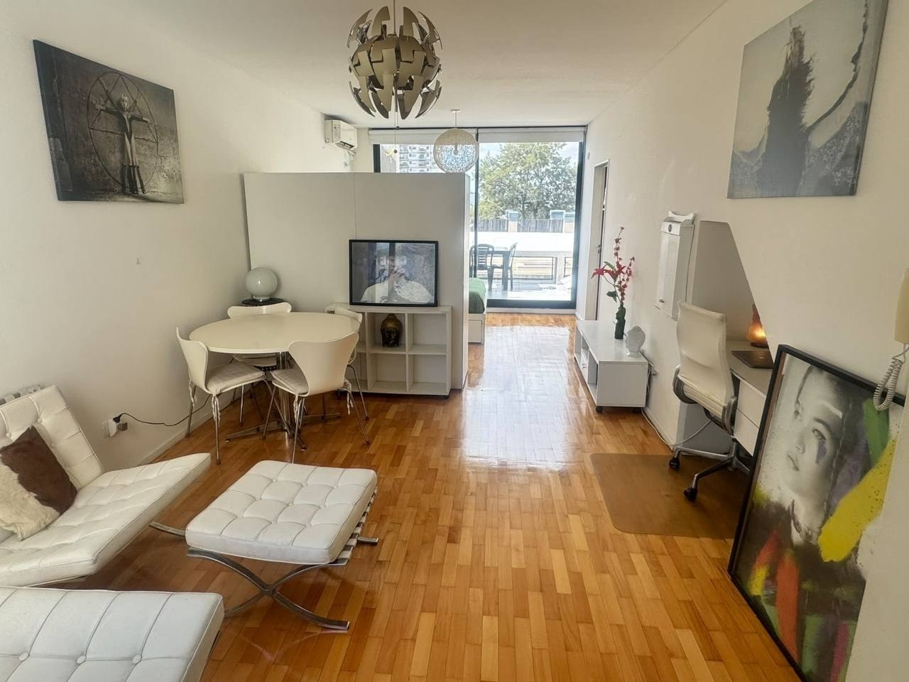 Studio with Terrace Balcony in Saavedra photo 1 of 8